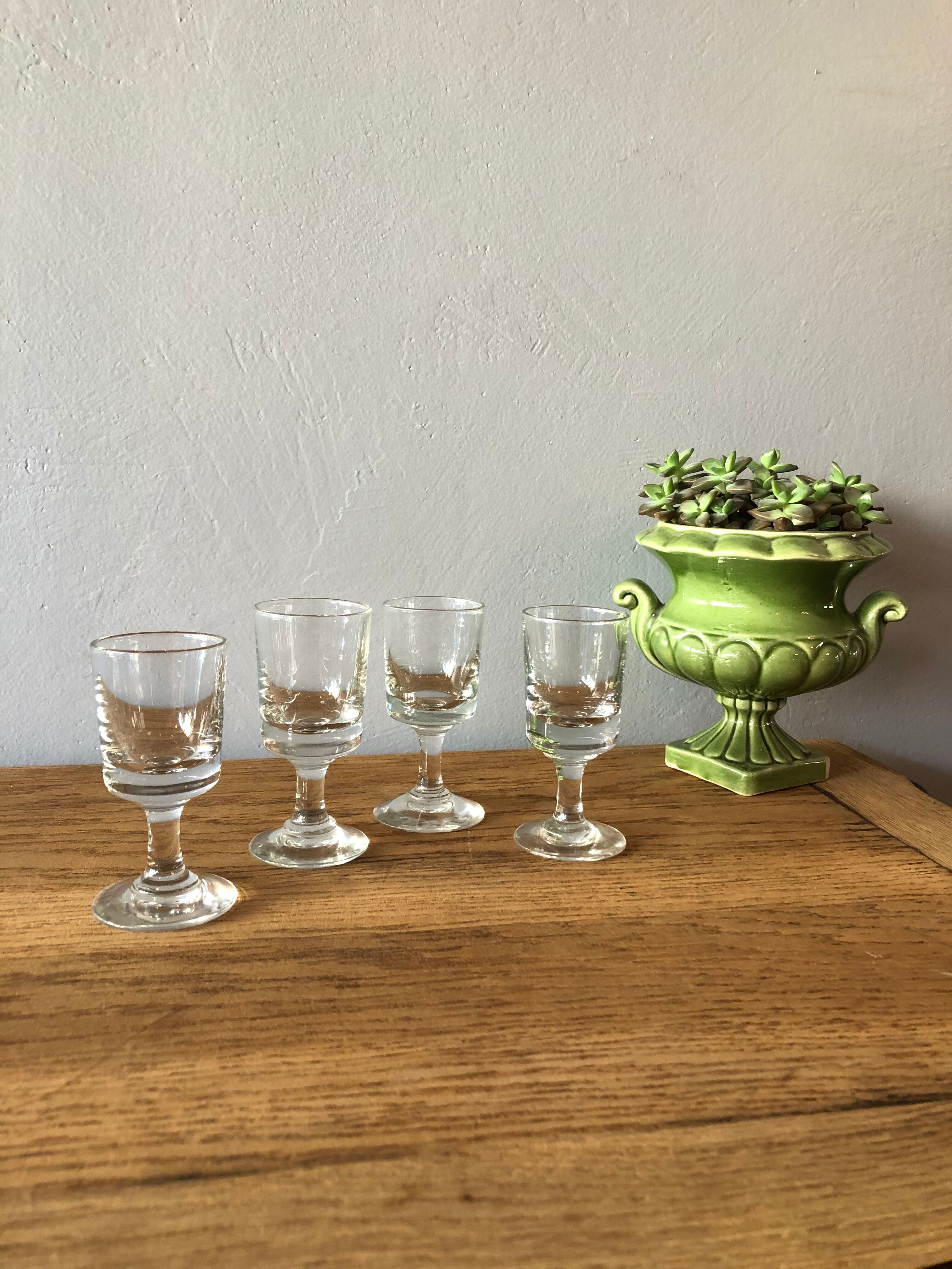Set de 4 verres à liqueur début XX ème