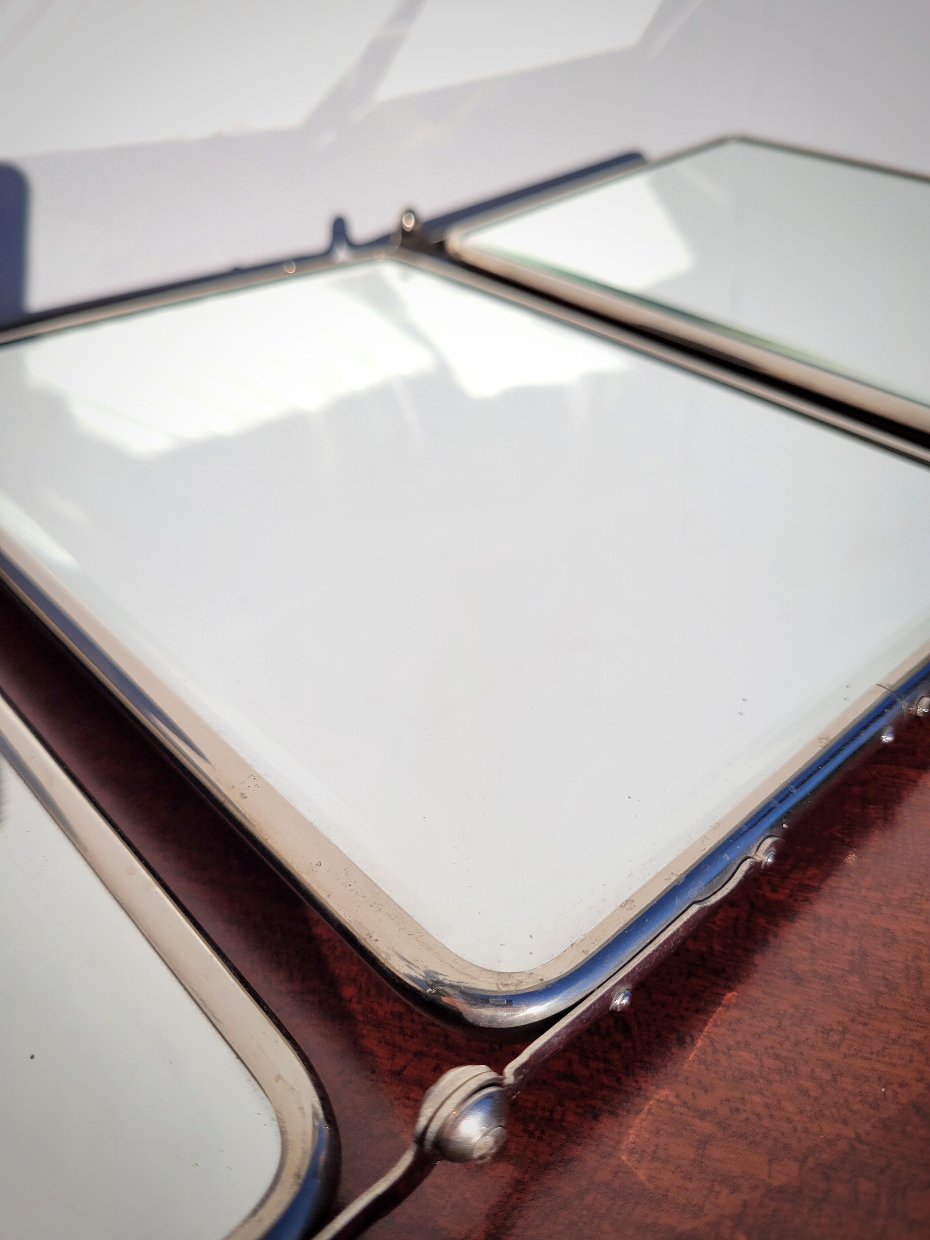 Beveled triptych barber mirror