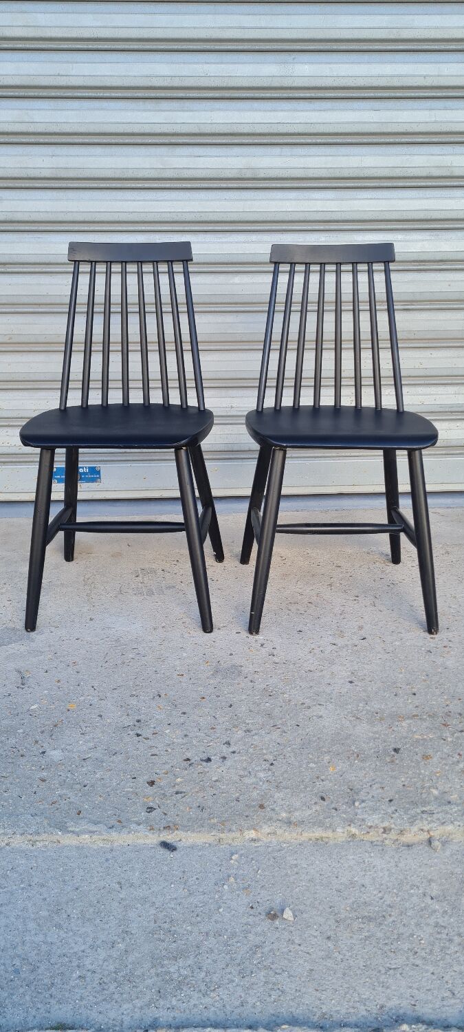 Pair of Scandinavian chairs