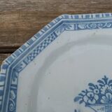 Large octagonal antique plate in Rouen faience.
