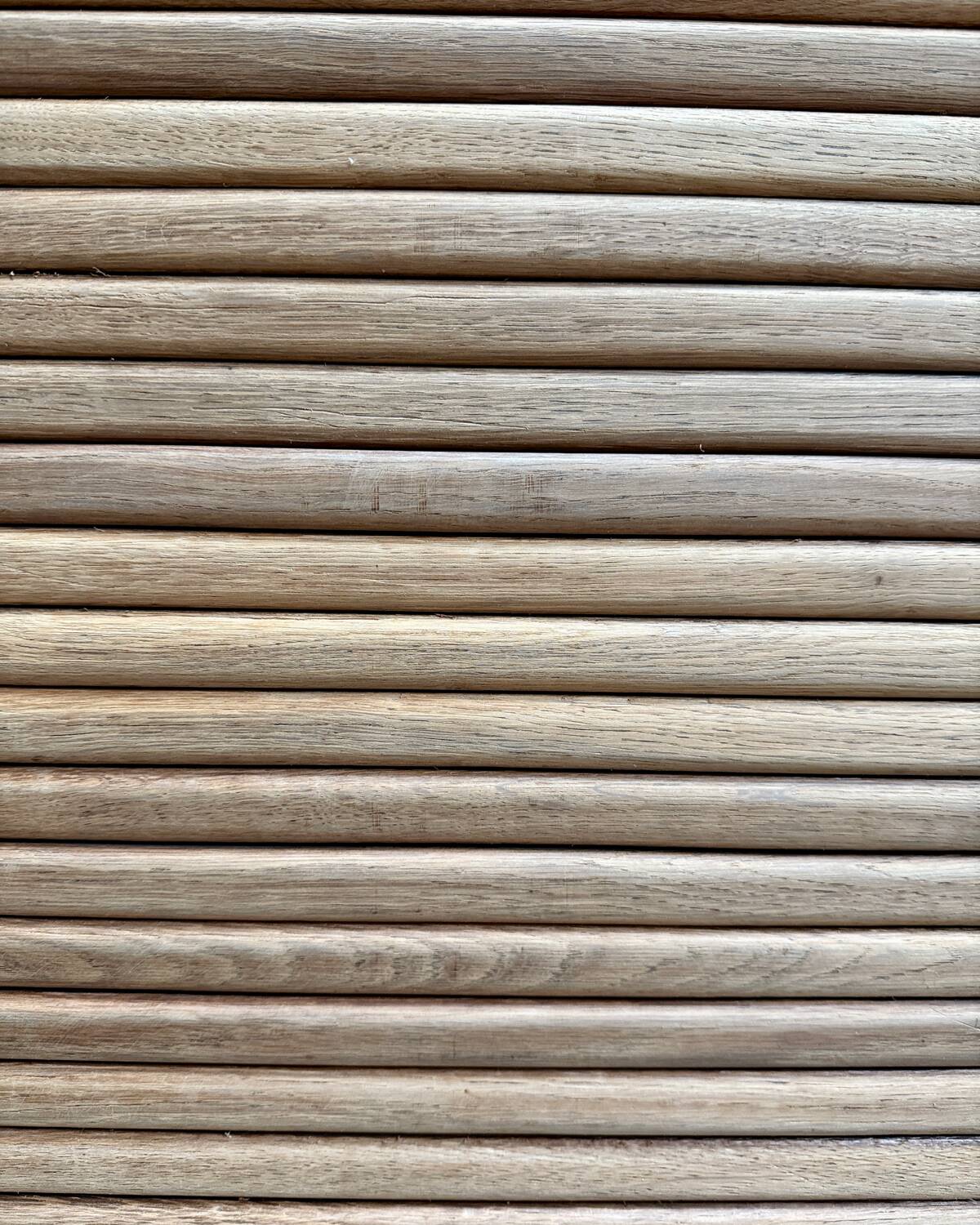 Filing cabinet with curtain (refurbished)