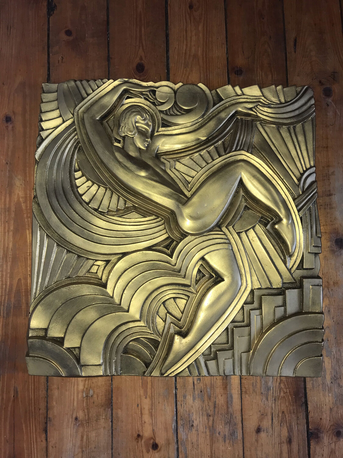Rare bas relief art déco folies bergères