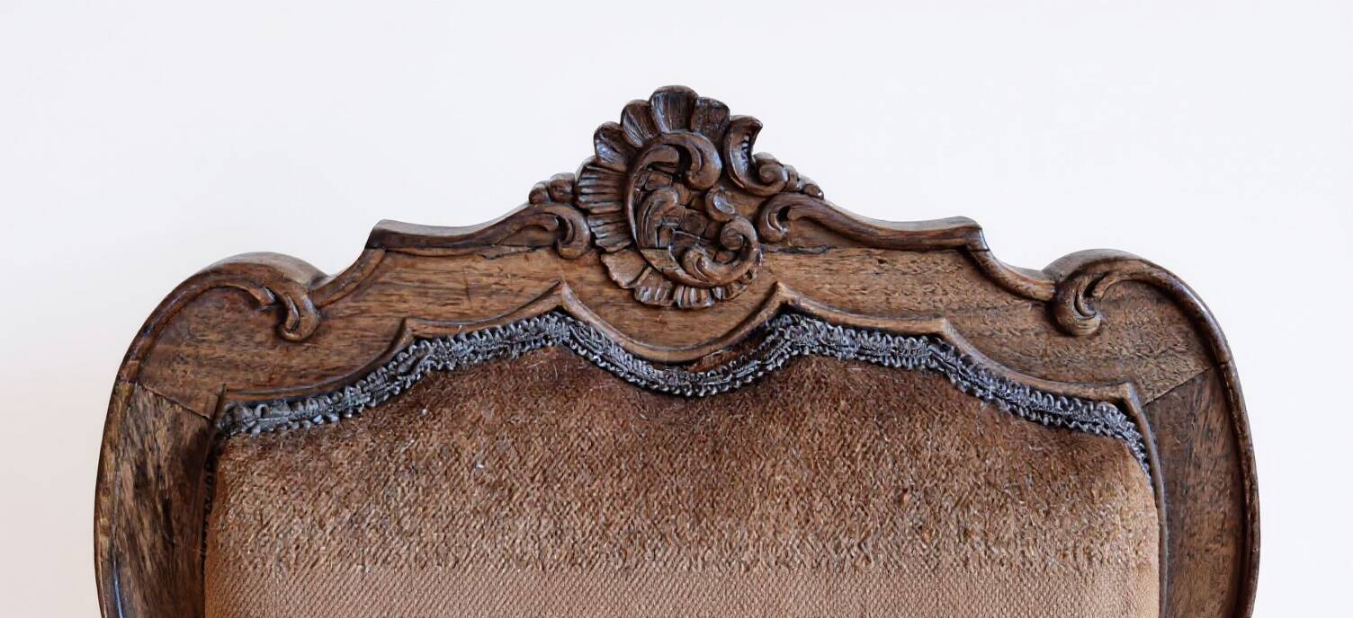 Ensemble de 4 chaises anciennes de style néo-rococo (19e siècle)