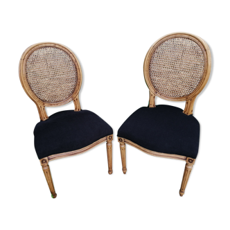 Medallion chairs back black cane