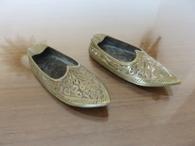 Pair of brass slipper ashtrays 60s 70s