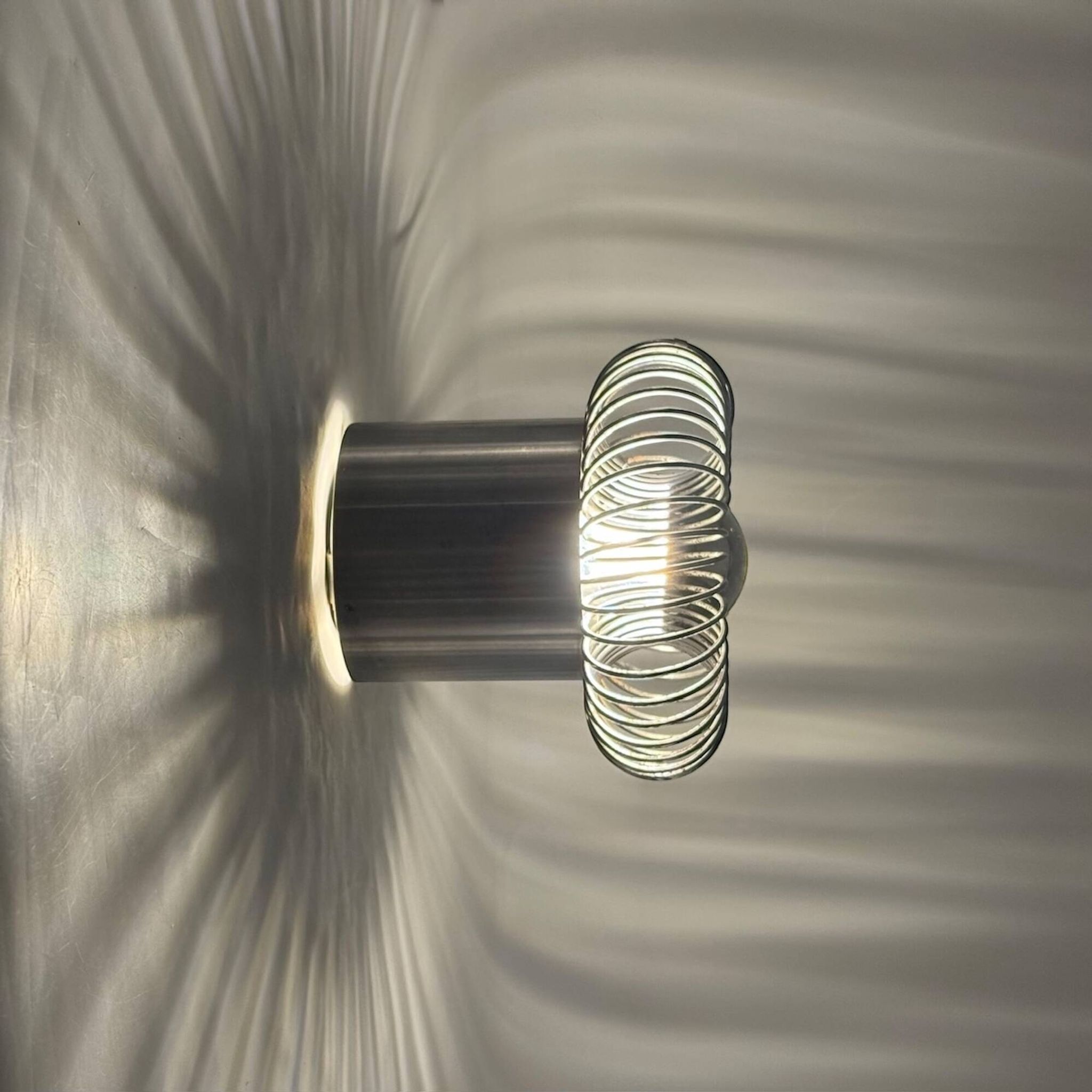 Applique spirale chromée Philippe Rogier pour Oxar France années 70