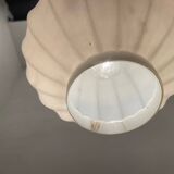Suspension lumineuse en verre opalin années 1940