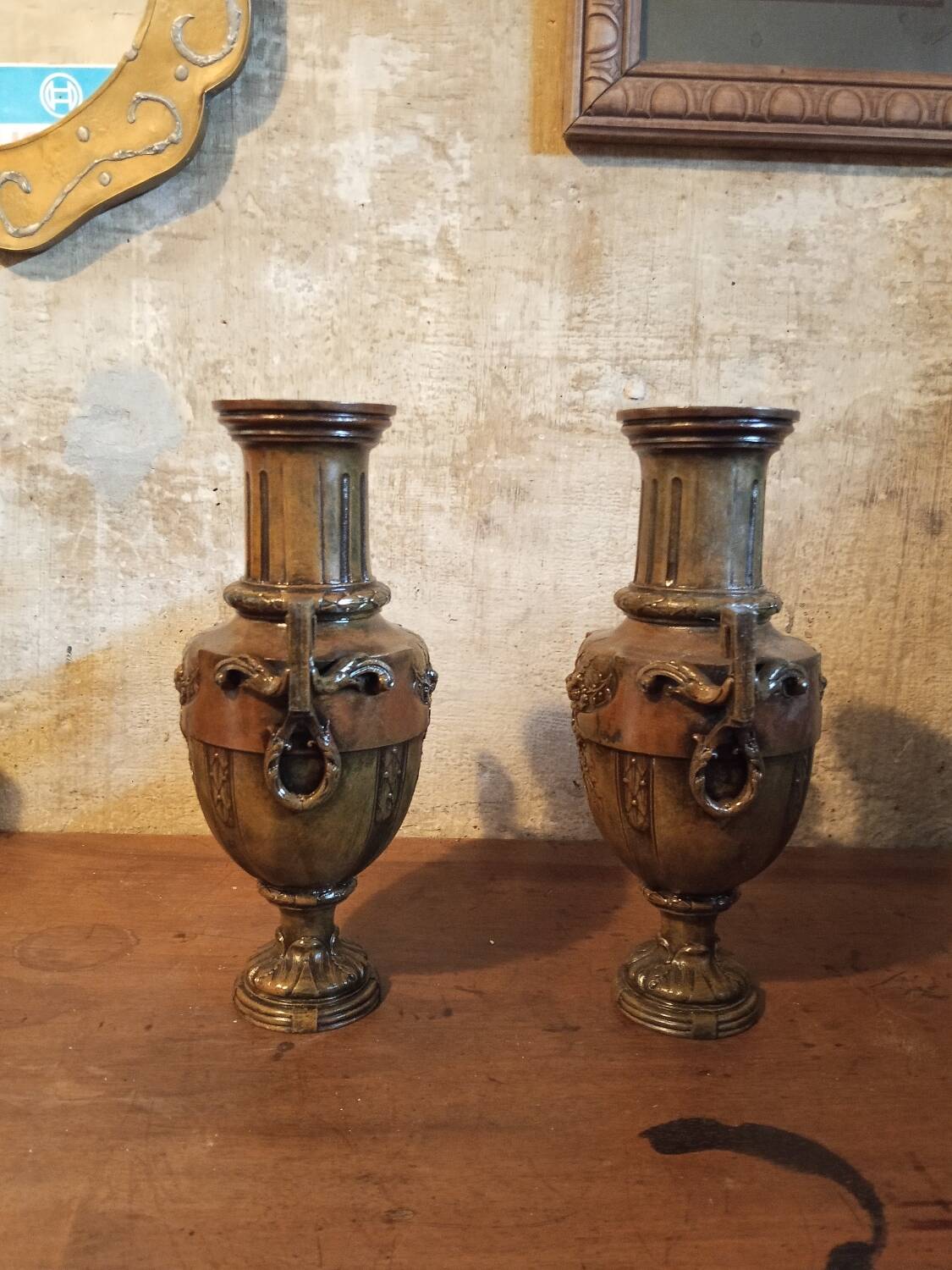 Pair of antique vases in Empire / Napoleon III style – bronze or regulus