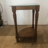 Corner table with glass top