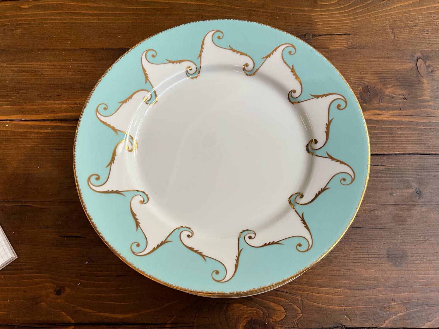 Assiettes modèle Follement de Christian Lacroix