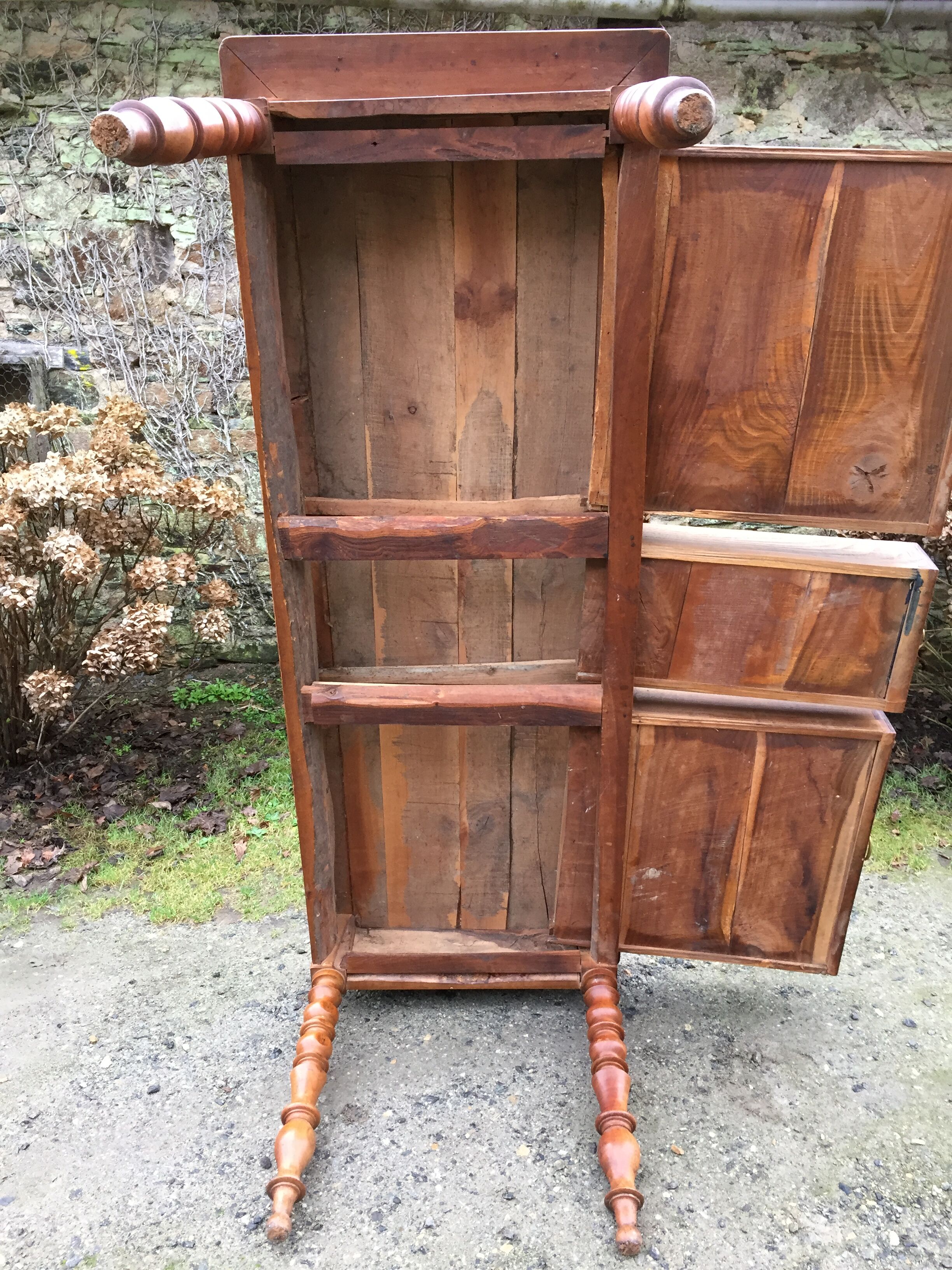 Old cherry farmhouse table with 3 drawers and turned legs
