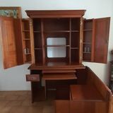 Closed computer office