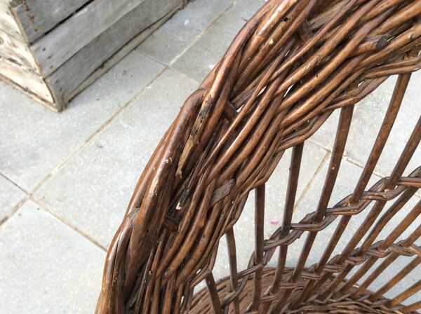 Fauteuils corbeille en osier