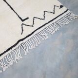 Moroccan Berber wool rug 250 x 150 Cm