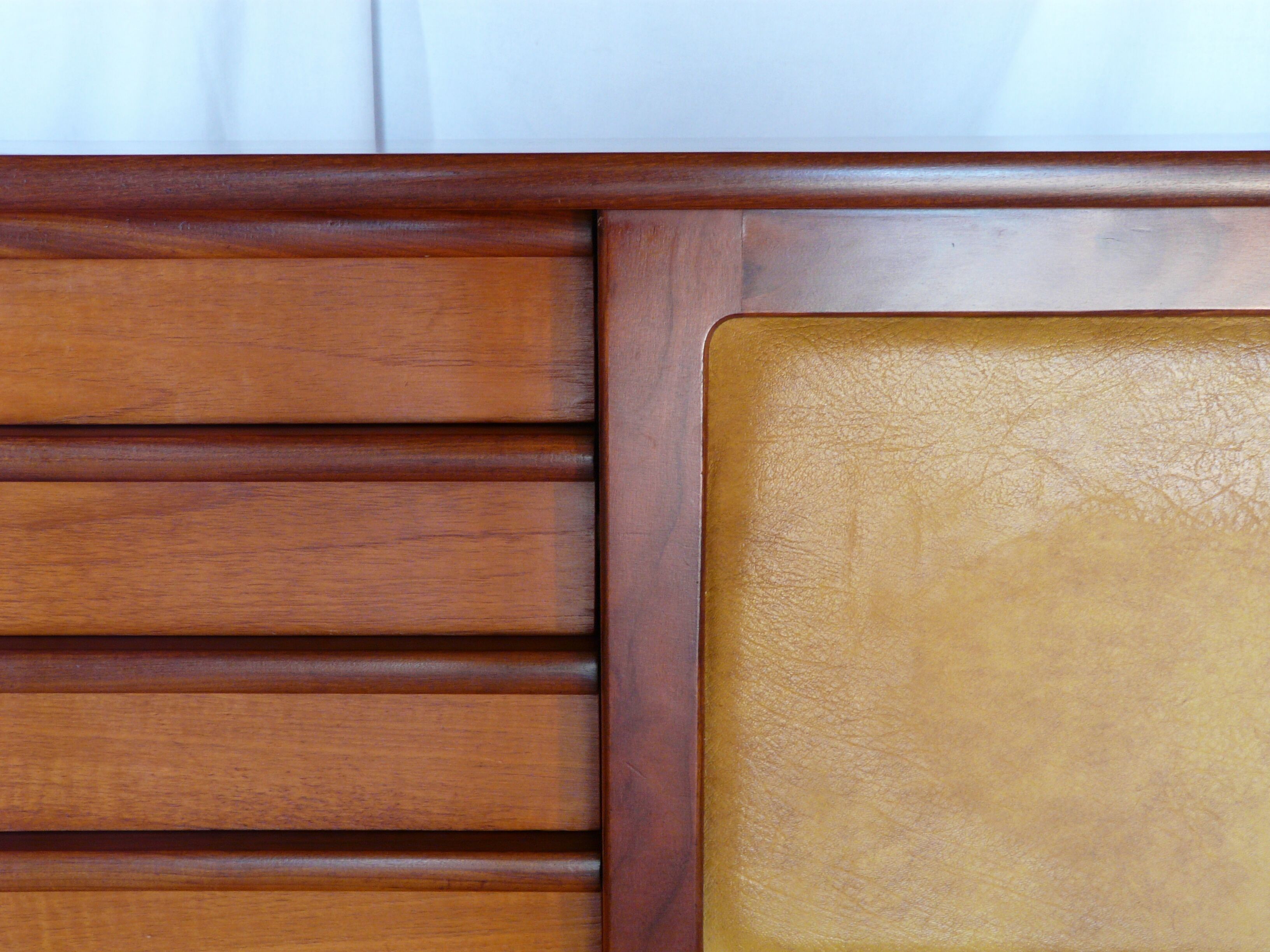 Scandinavian teak line sideboard