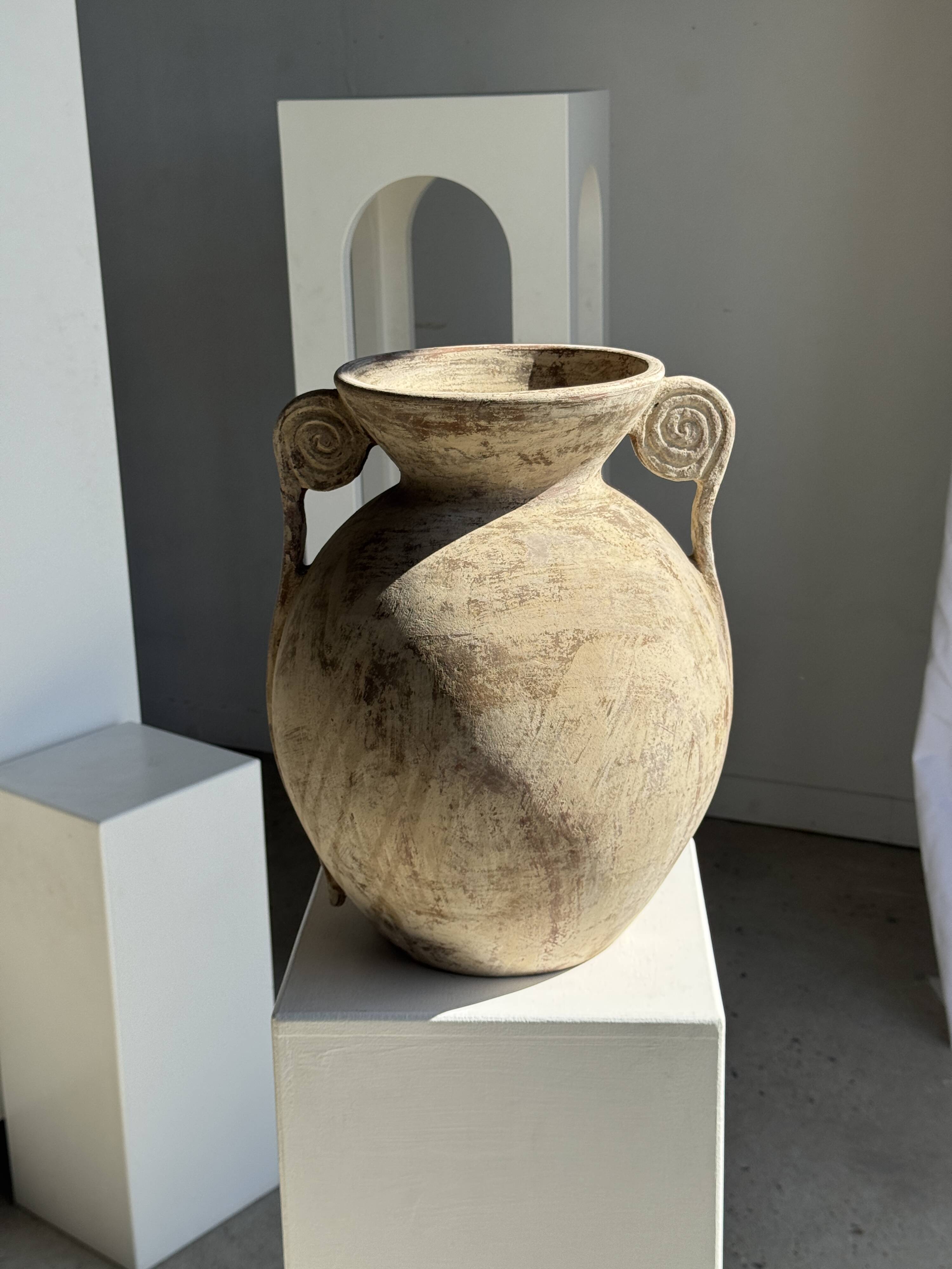 Large cream vase with double spiral handles in antique style, made of terracotta, H42 D3.