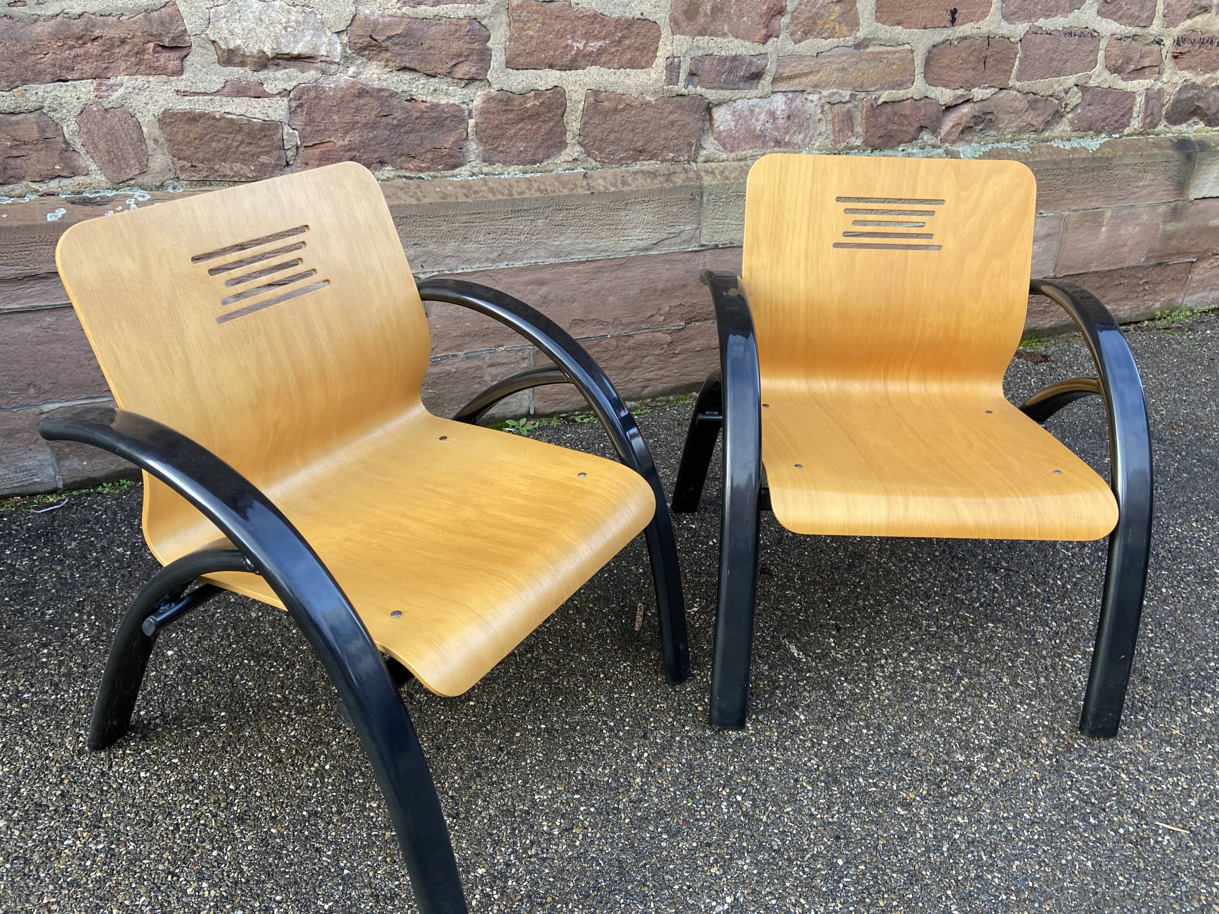 Paire de fauteuils Lounge Design vintage