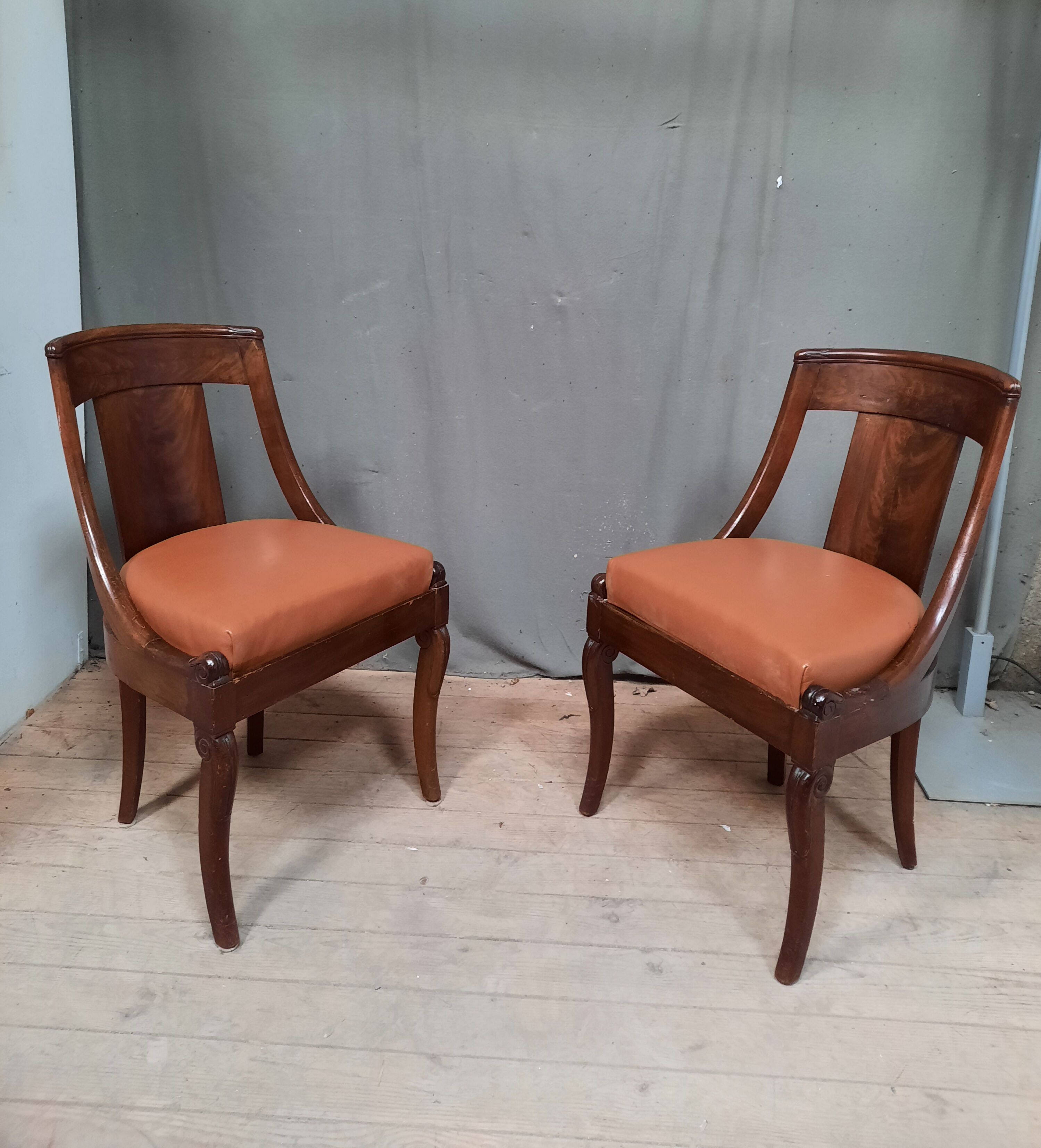 Pair of mahogany gondola chairs