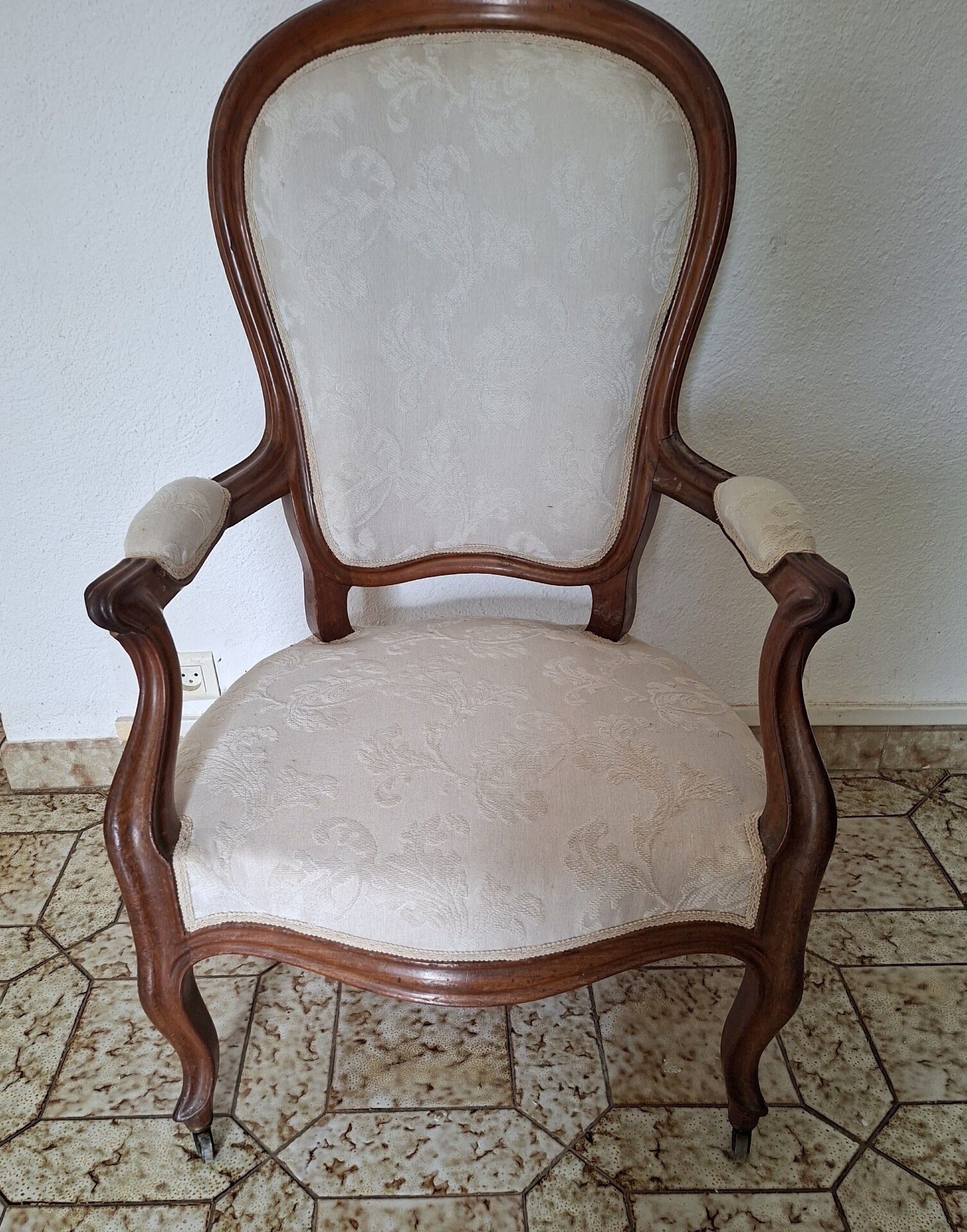 Louis-Philippe Cabriolet Armchair in Mahogany – 19th Century