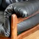 Fauteuil lounge et ottoman scandinave vintage cuir 1960