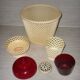 Lot de vases Emsa rouge et beige, pique fleurs, cache pot et une coupe