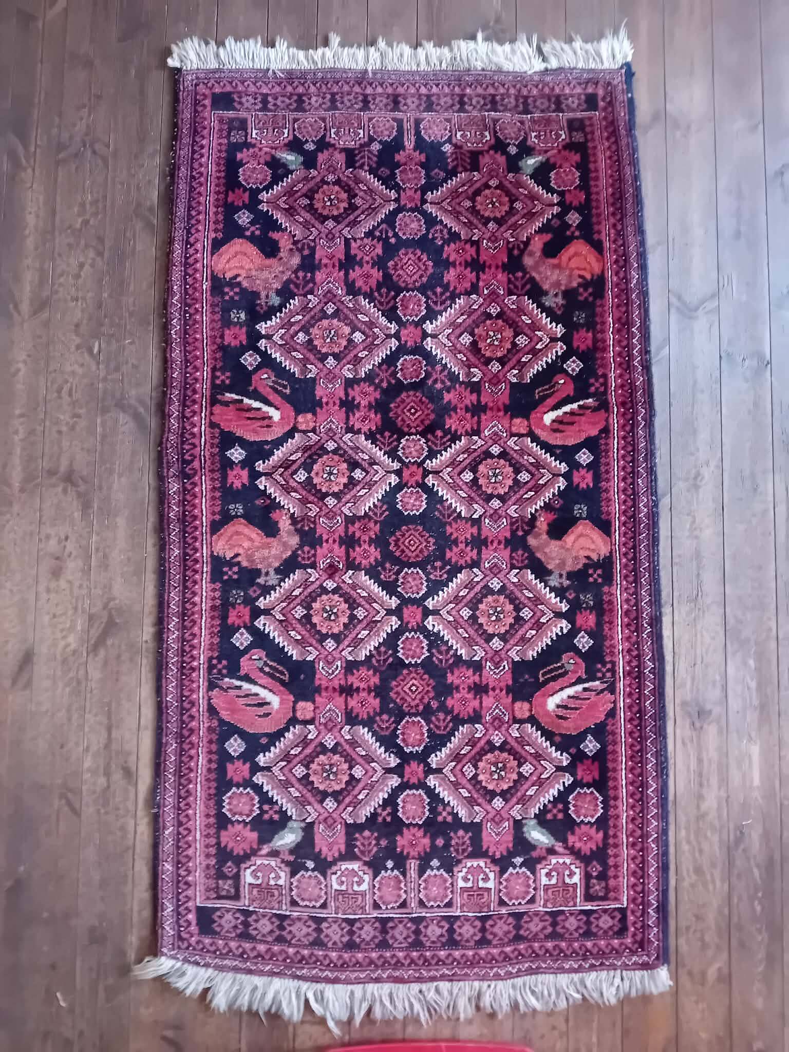 Handmade Belouch Persian rug 198x109cm