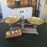 Roberval scale and weight