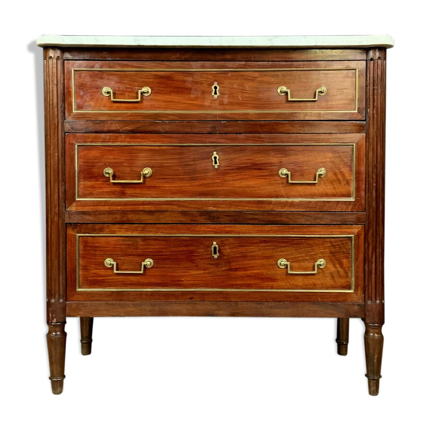 Commode de dame époque Louis XVI en acajou.