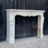 Fireplace in carrara marble around 1880
