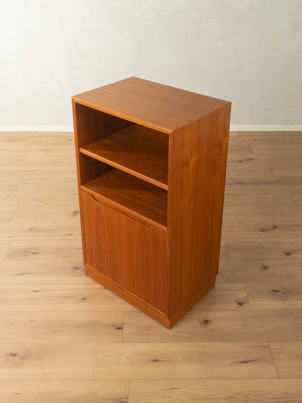 Classic chest of drawers from the 1960s, teak veneer