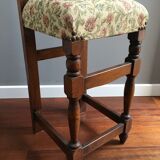 Chaise étroite