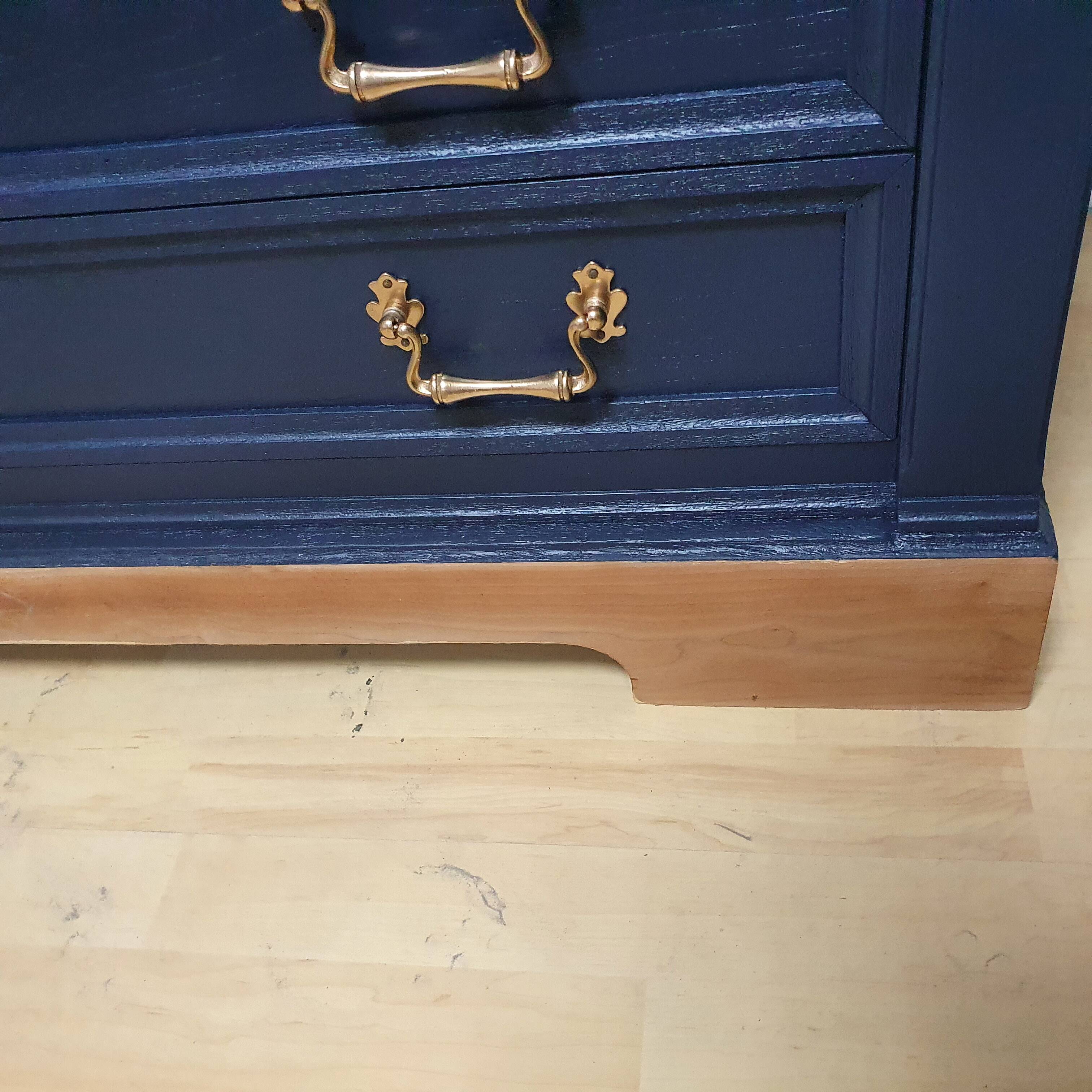 Old chest of drawers restyled