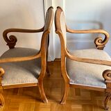 2 dining style seats