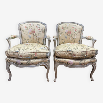 Paire de fauteuils de style Louis XV