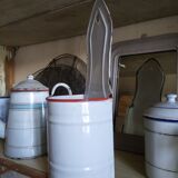 Pot en tôle émaillée
