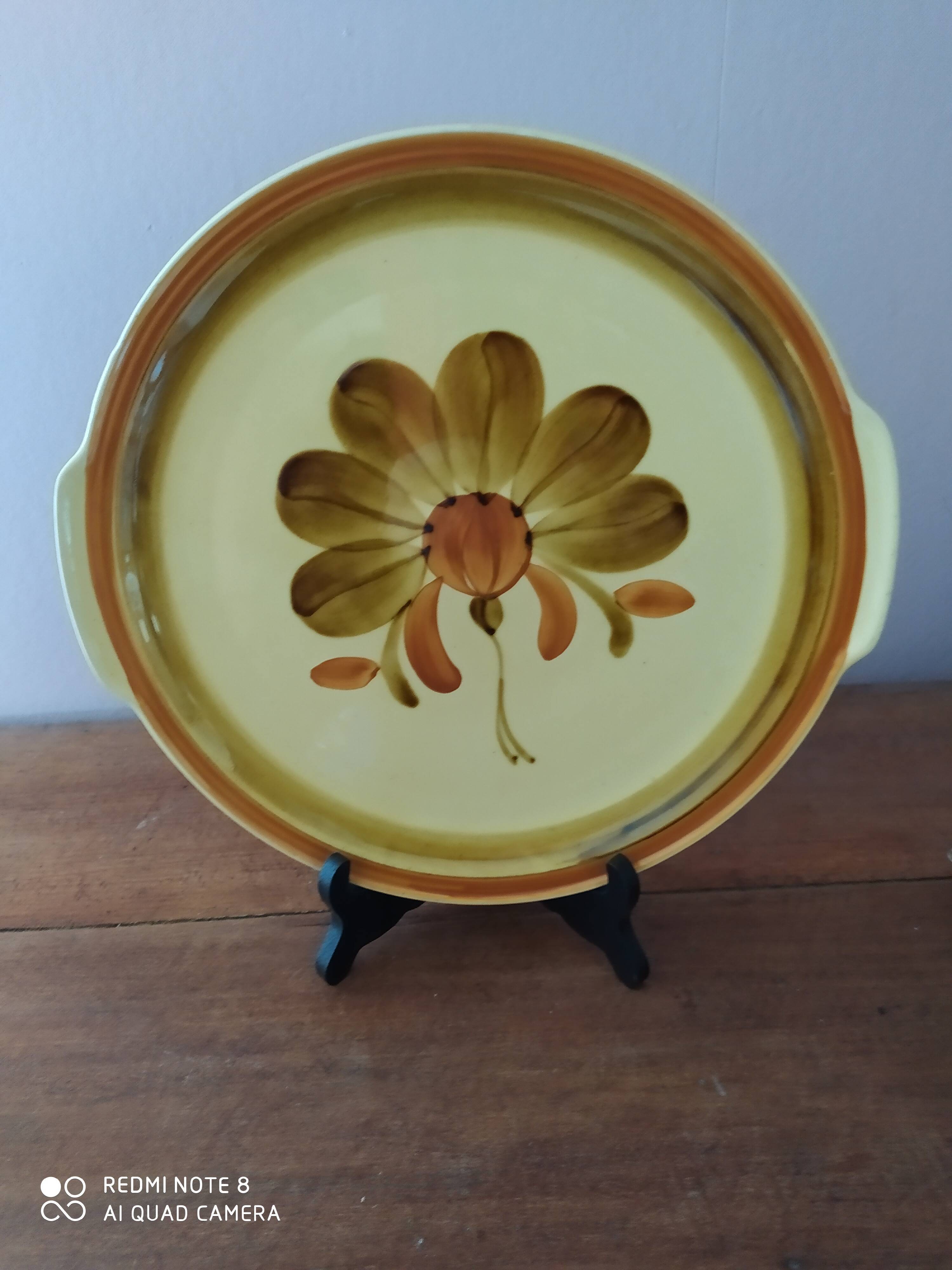 Vintage Gien pie dish