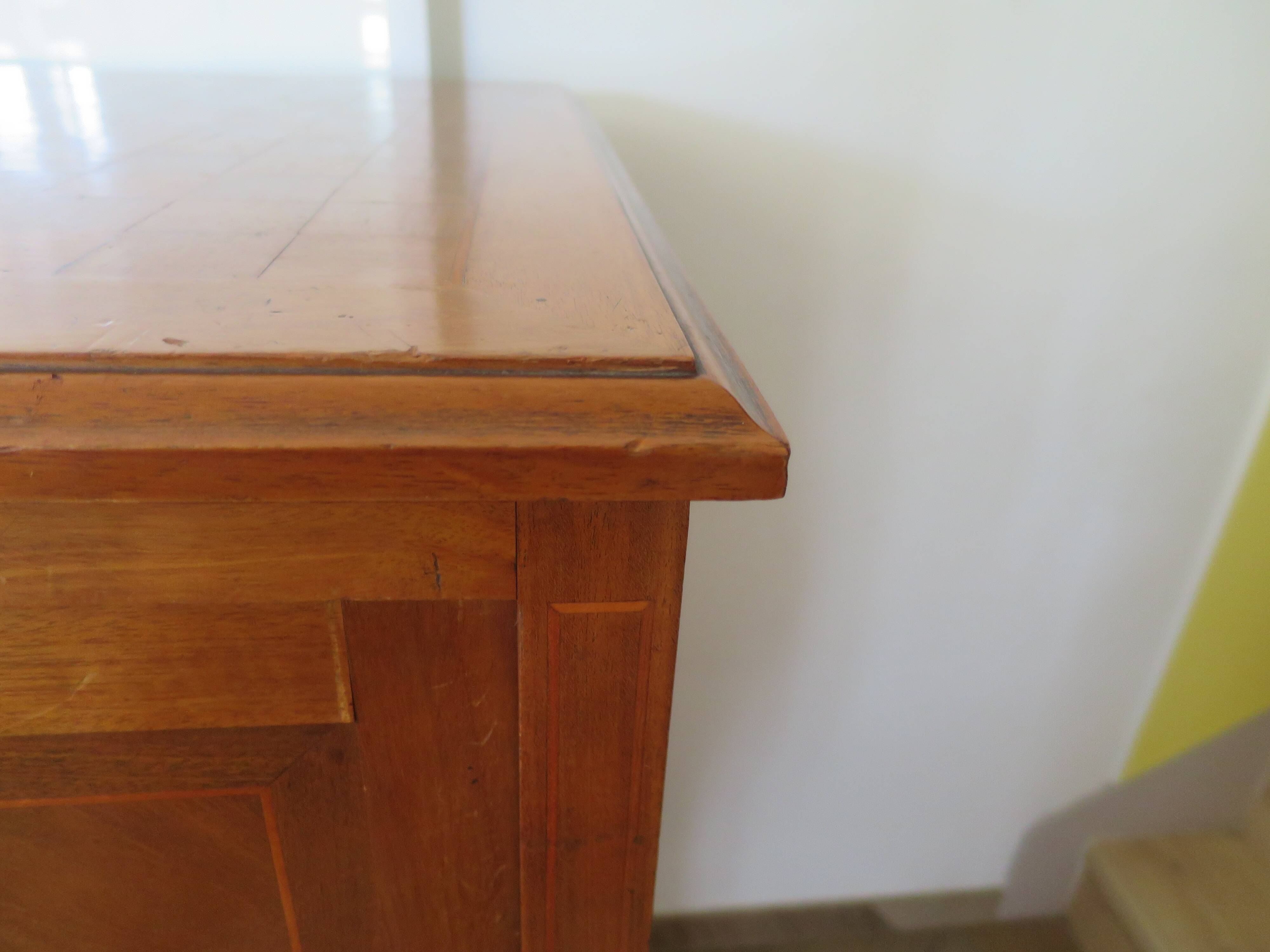 Buffet, bonnetière style Directoire