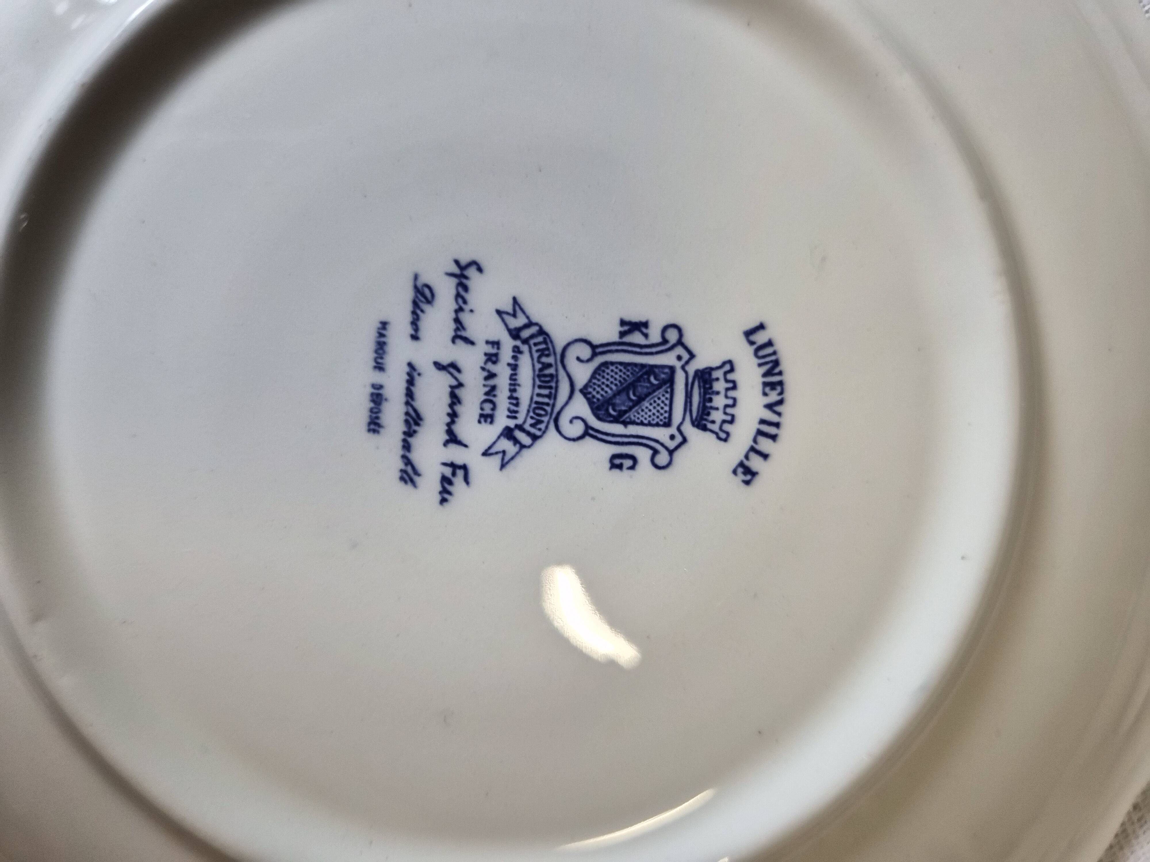 Rare Lunéville Art Deco tea set with Japonisme inspiration, 27 pieces.