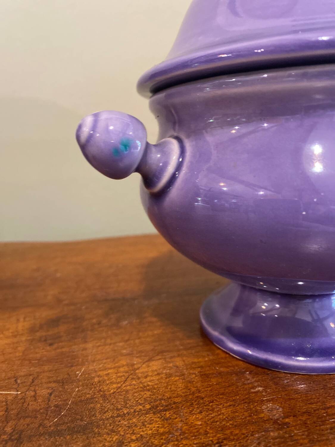 Pot, purple candy box