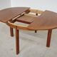 Extendable table with integrated Scandinavian style Self
