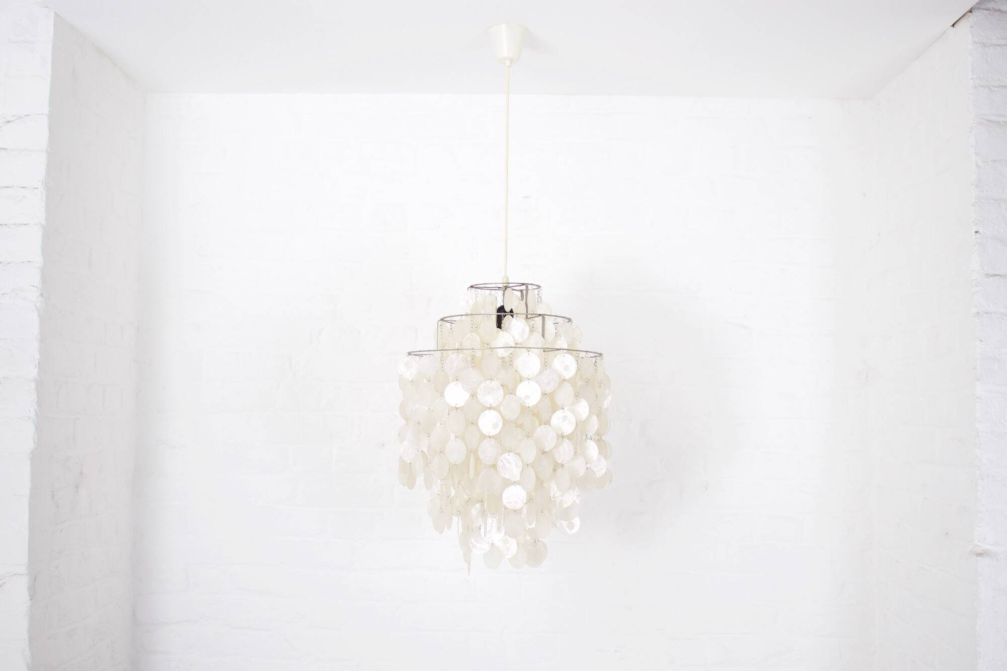 Verner Panton Fun mother-of-pearl chandelier 1 DM.