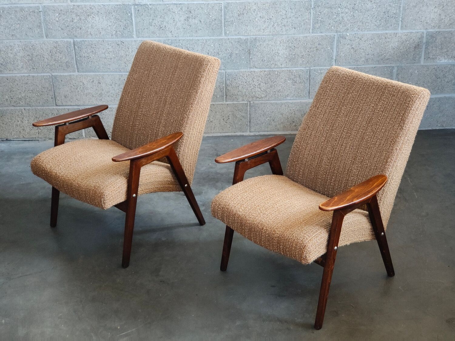 Pair of armchairs by Jaroslav Smidek for TON (Thonet)1960