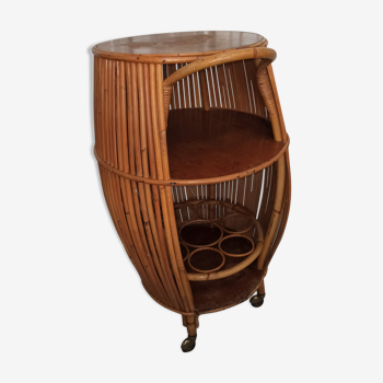 Bar bamboo rattan furniture in the shape of barrel on wheels