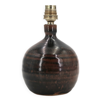 Lampe boule marron foncé en grès de Guy Baudat, années 70