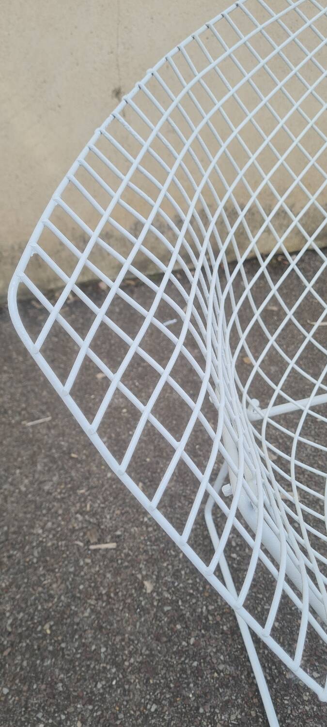 Diamond armchair by Harry Bertoia