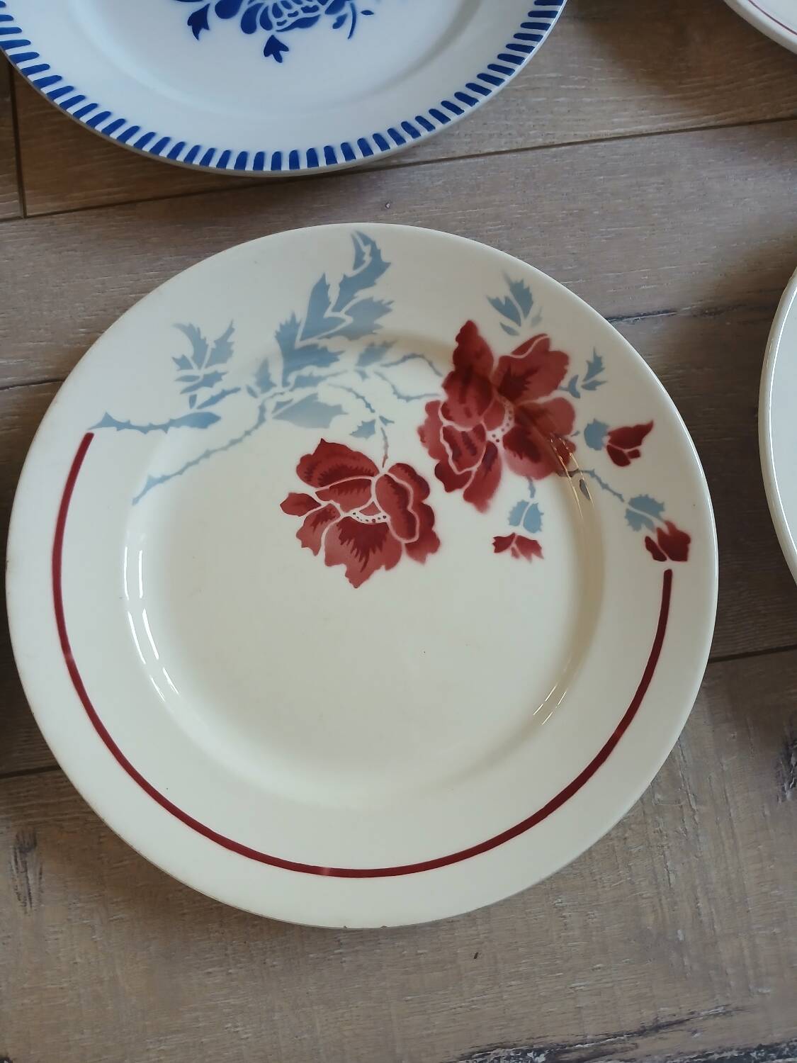 10 assiettes plates anciennes dépareillées