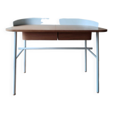Victor desk