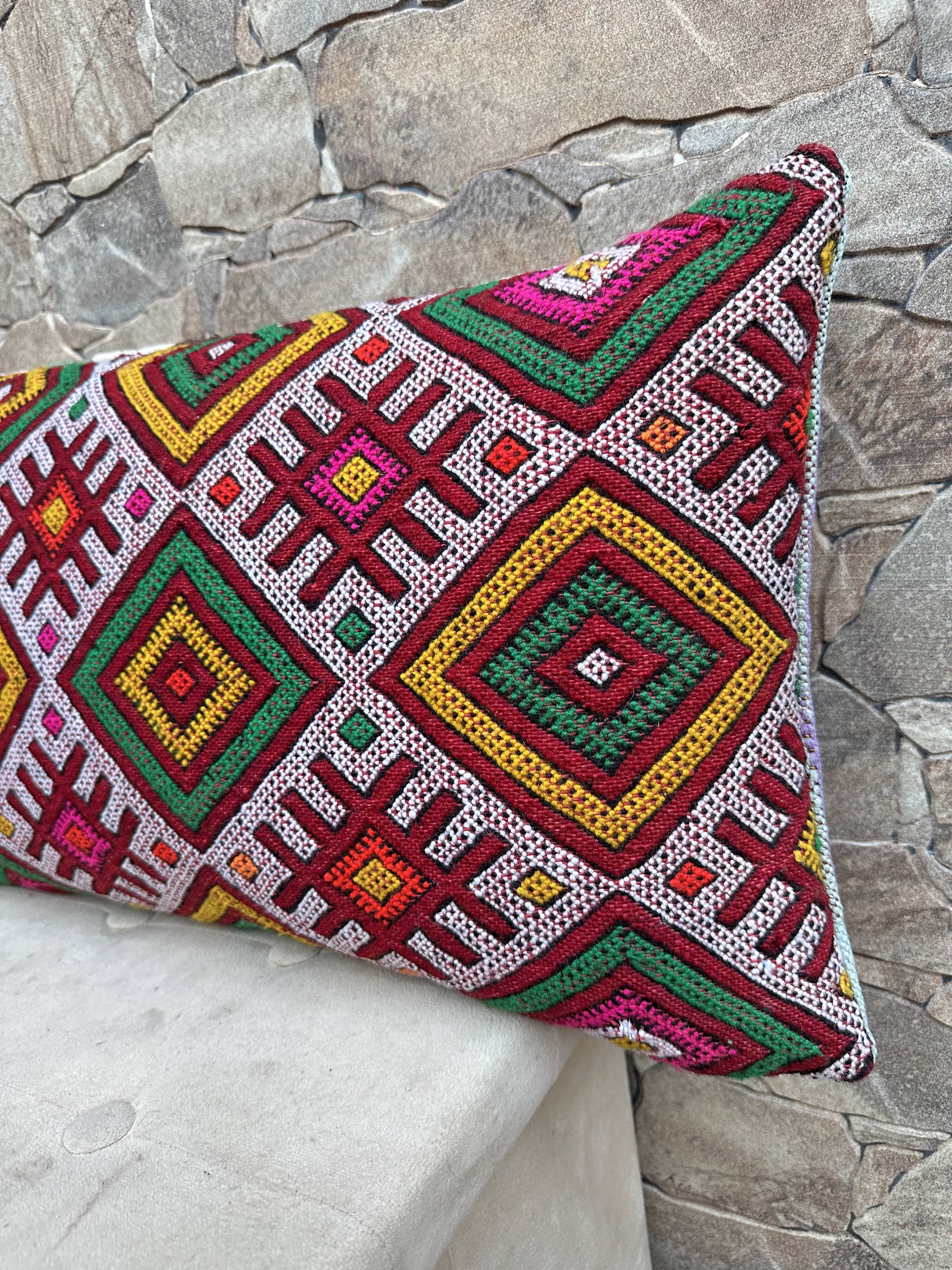 Vintage Moroccan Berber wool cushion cover