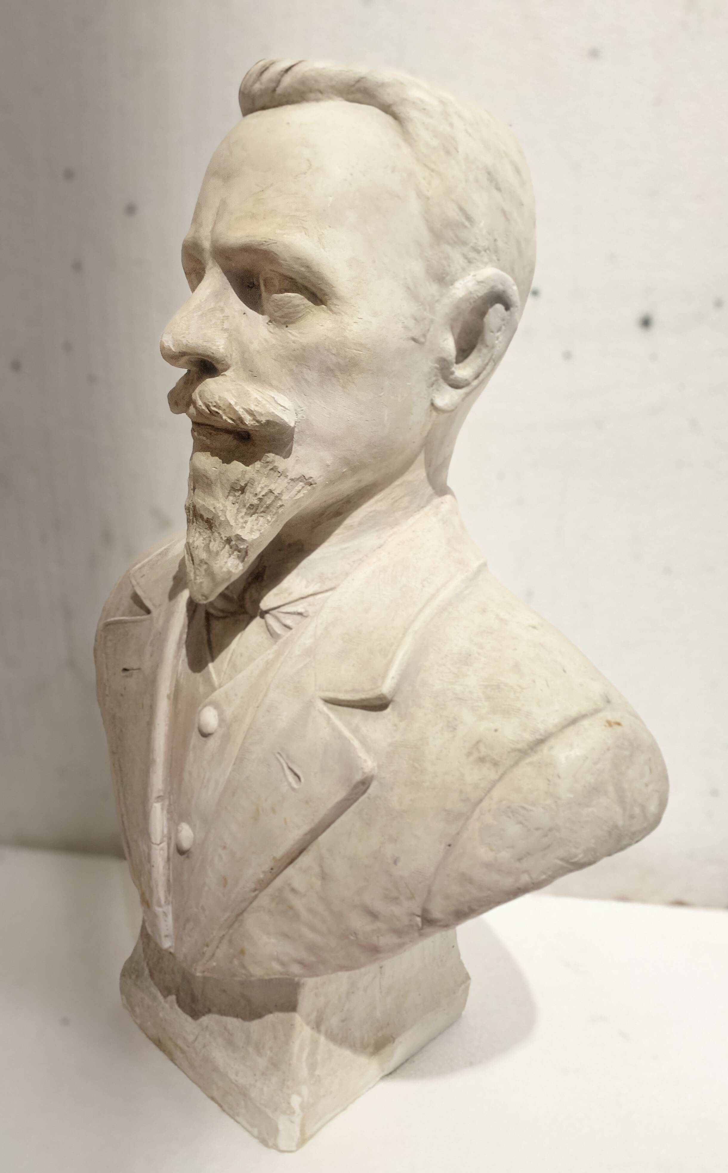 Sculpted plaster proof "Bust of a notable" 20th century