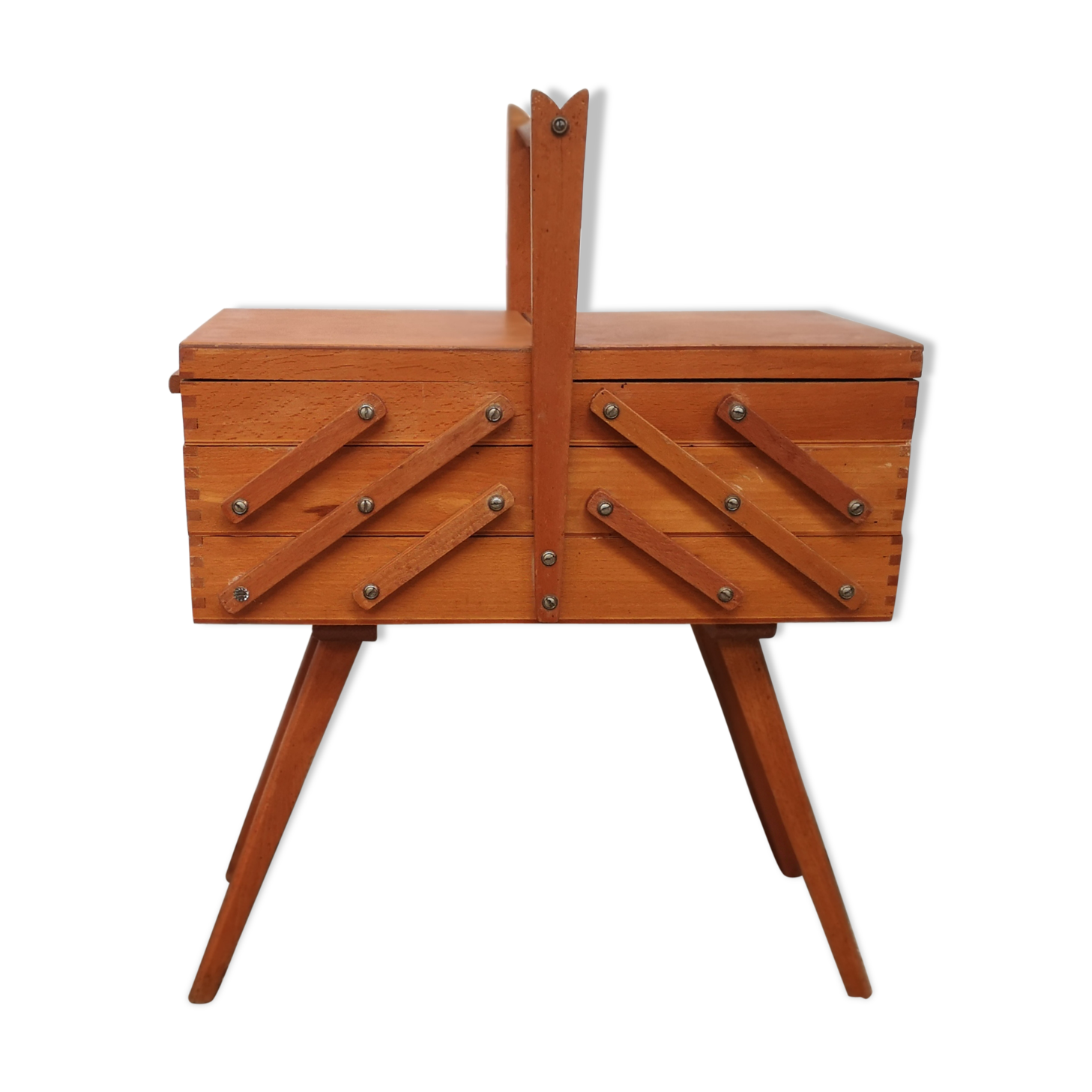 Former worker years 50 feet compass